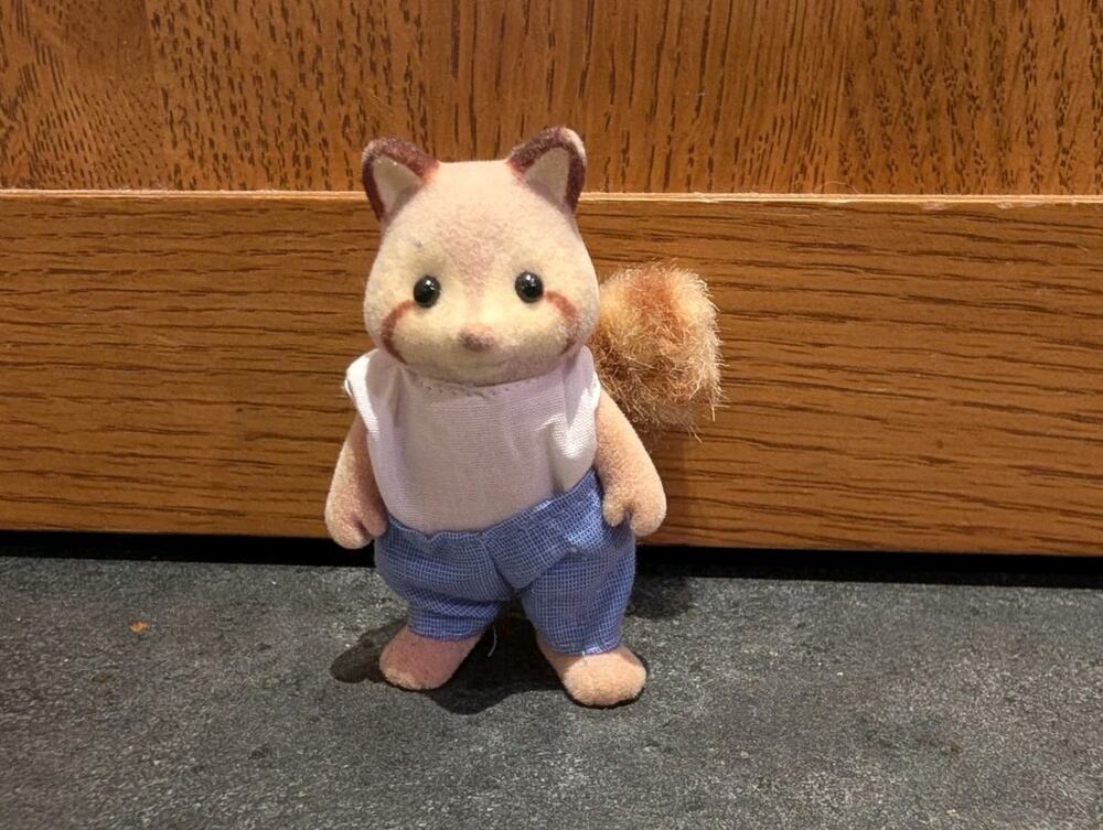 Sylvanian Mulberry Racoon Grandparent Grandfather Calico Critters